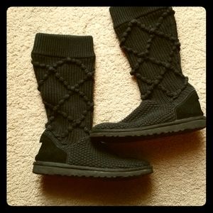 Ugg sweater boots